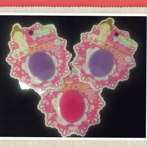 3 silicon facial and makeup brush cleanser